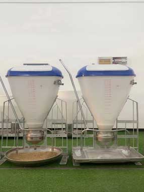 Влажный и сухой питатель Влажный и сухой питатель