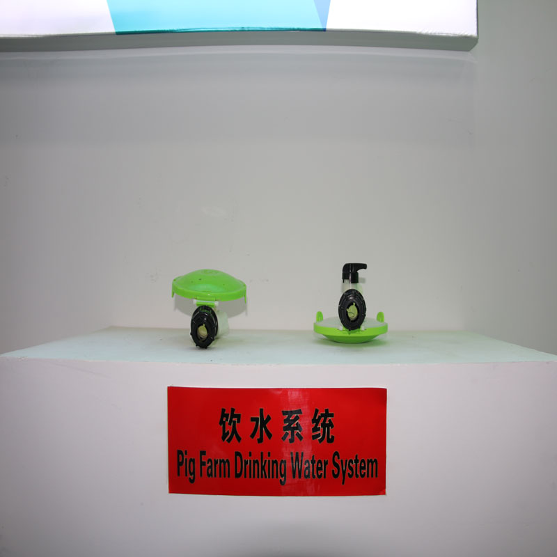 เครื่องควบคุมระดับน้ำในฟาร์ม