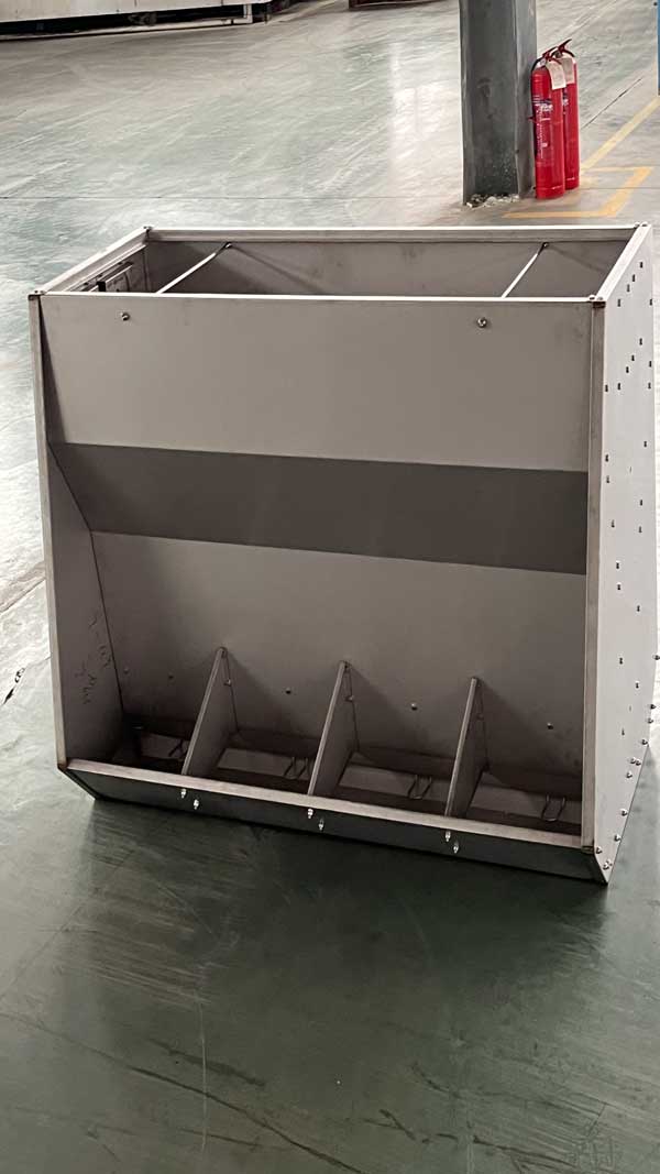 รางน้ำสแตนเลส